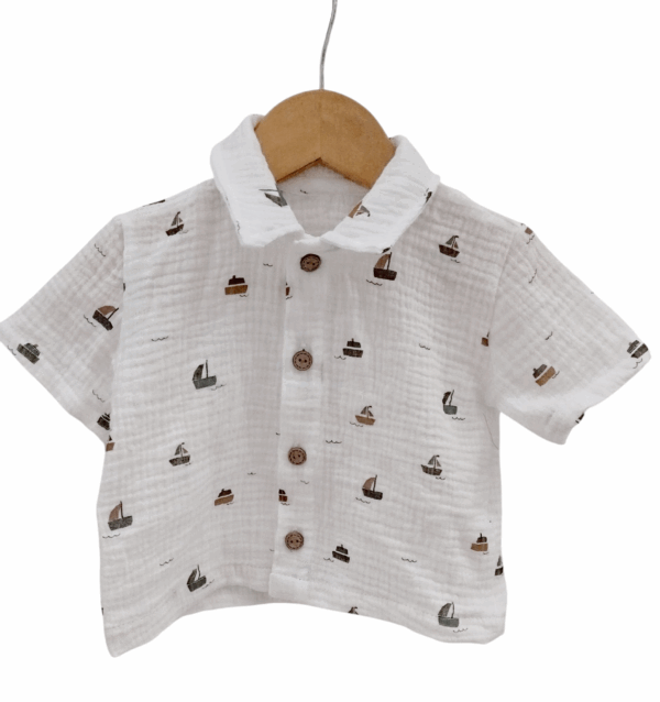 Chemise à manches courtes motifs bateaux